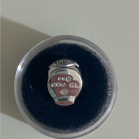 Harley-Davidson® Willie G Skull Ride Bead - Vintage - Hard to Find - Picture 3 of 4